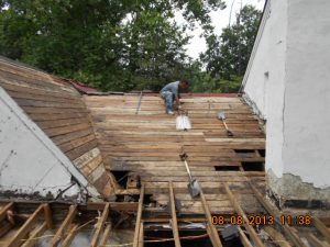 Roof repairs on a Maryland foreclosed home